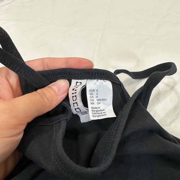 H&M CROPPED TANK - Picture 3 of 4